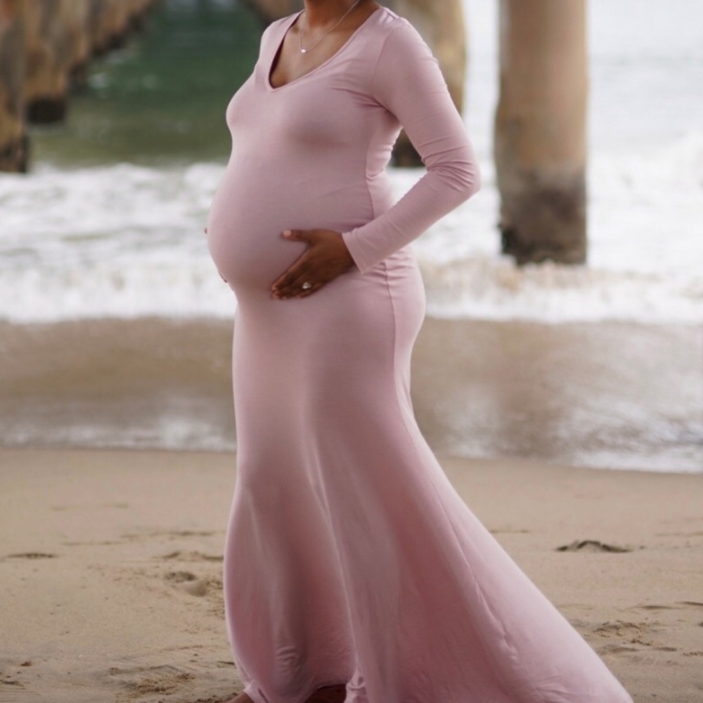 PinkBlush Photoshoot Maternity Gown/Dress - Picture 5 of 5